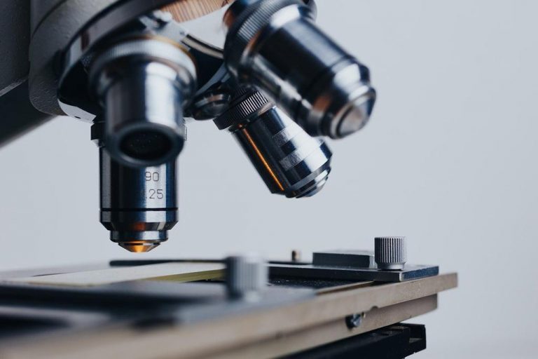 Jak często nabywacie nową aparaturę laboratoryjną?