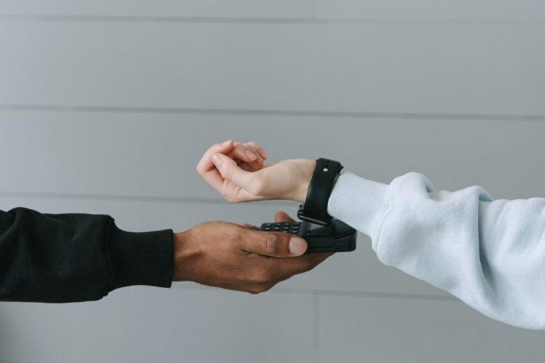 Wyjmowanie tajemnicy z zakupów online